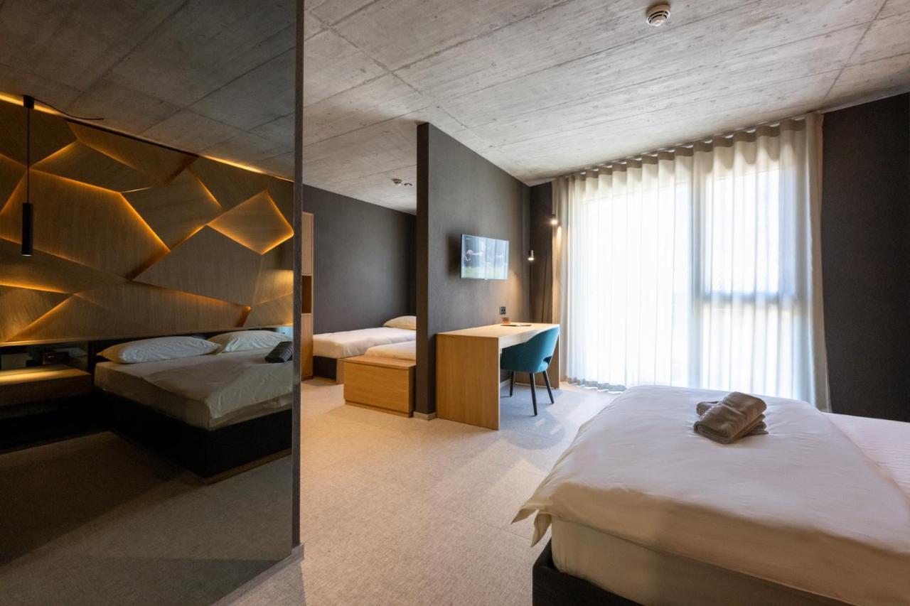 6532 Smart Hotel - Self Check-In Arbedo-Castione Bagian luar foto